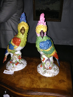 27 Pre-Auction Party- Oprah denied owning these parrots