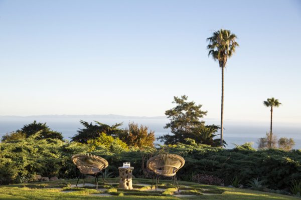 Ocean View Residence Santa Barbara - Backyard view