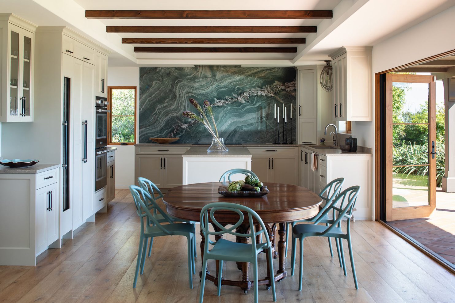 Ocean View Residence Santa Barbara - Kitchen wide view